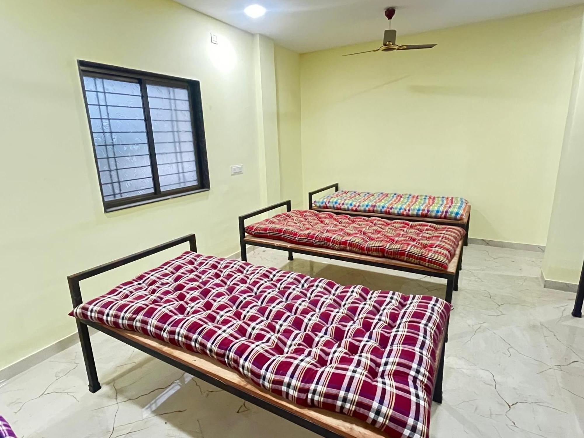 Shree Swami Samarth Pg Rooms For Boys Солапур Экстерьер фото