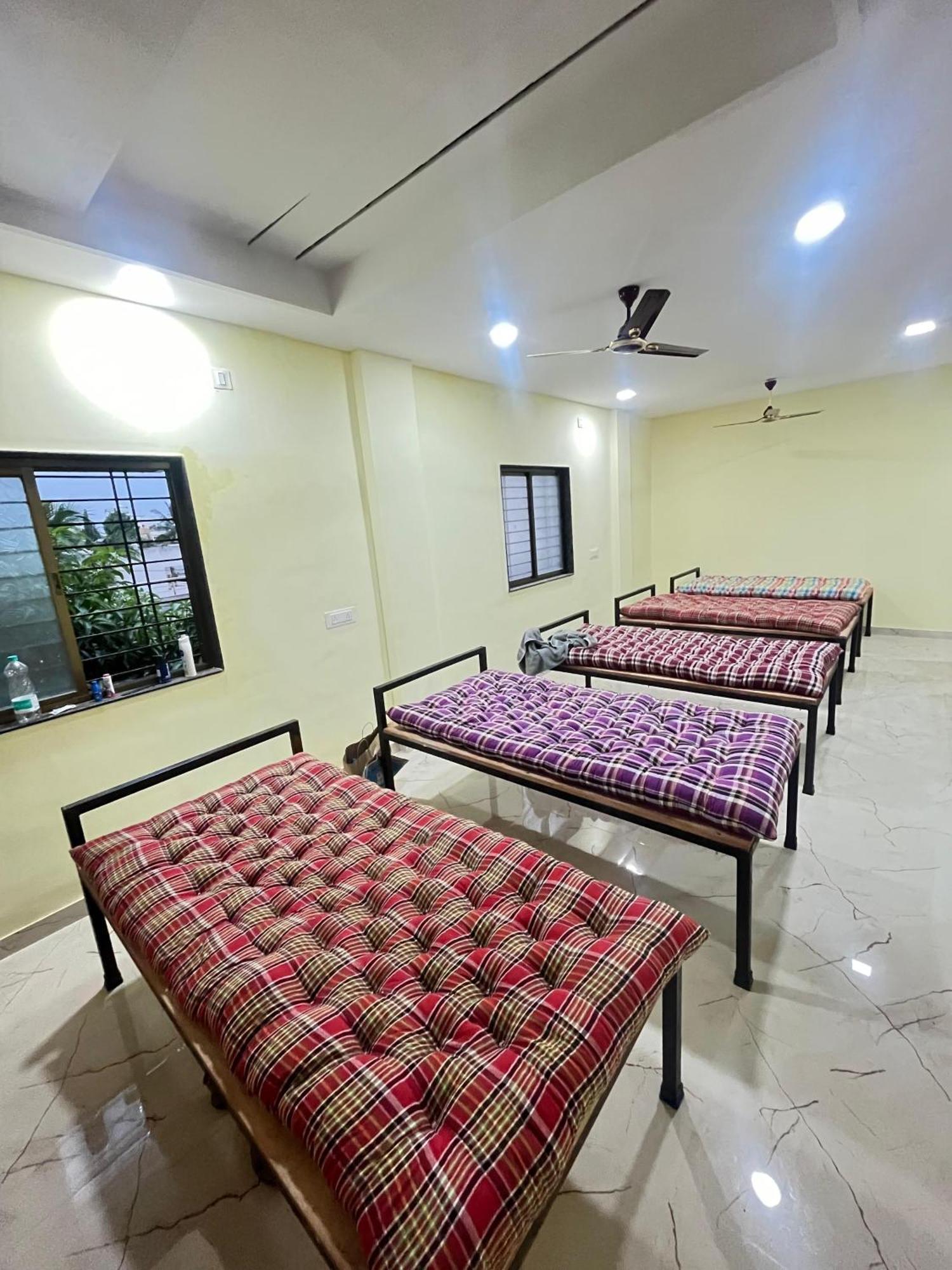 Shree Swami Samarth Pg Rooms For Boys Солапур Экстерьер фото